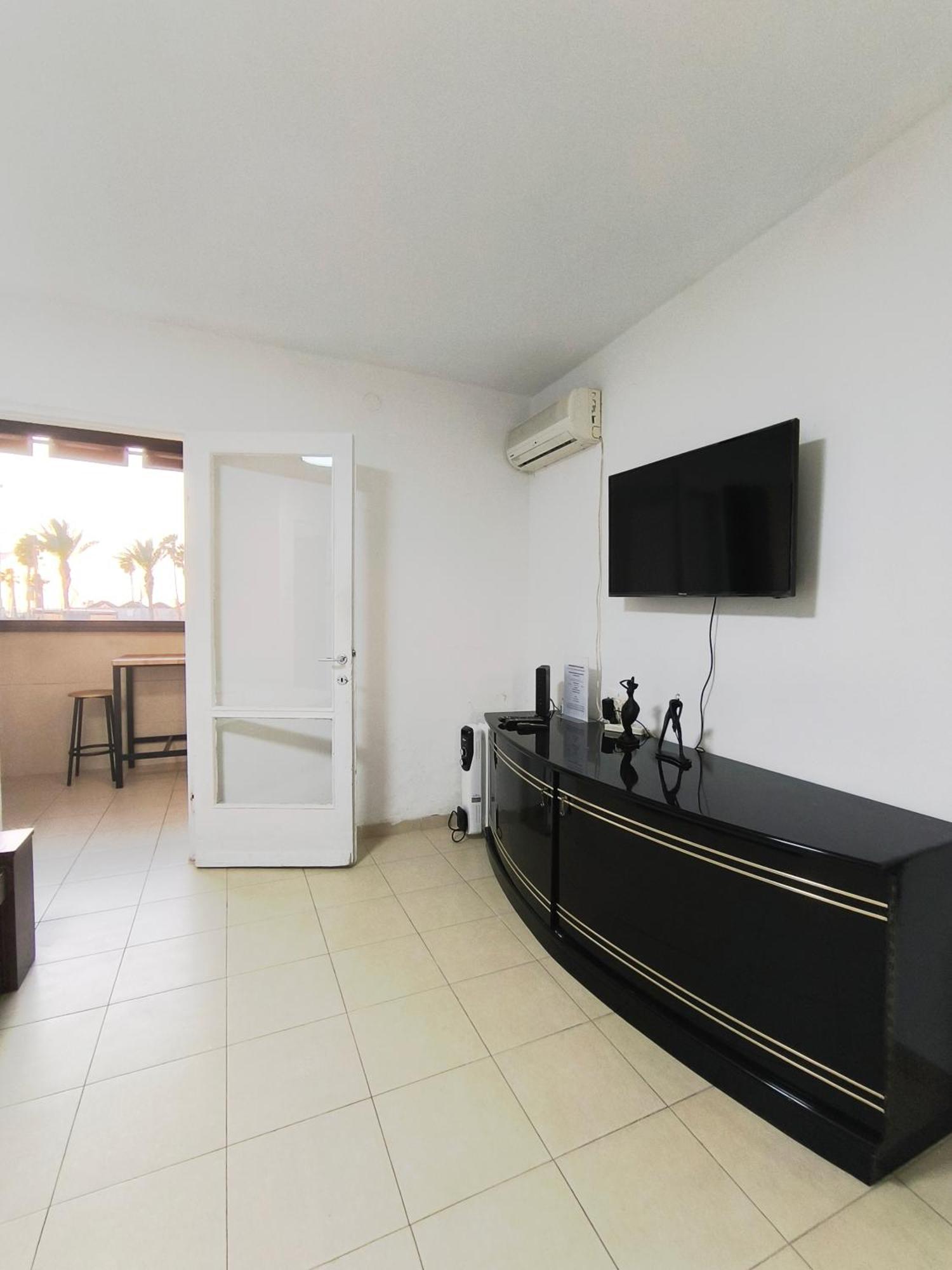 Beautiful Studio Apartment By The Sea 60-10 Haifa Exterior photo